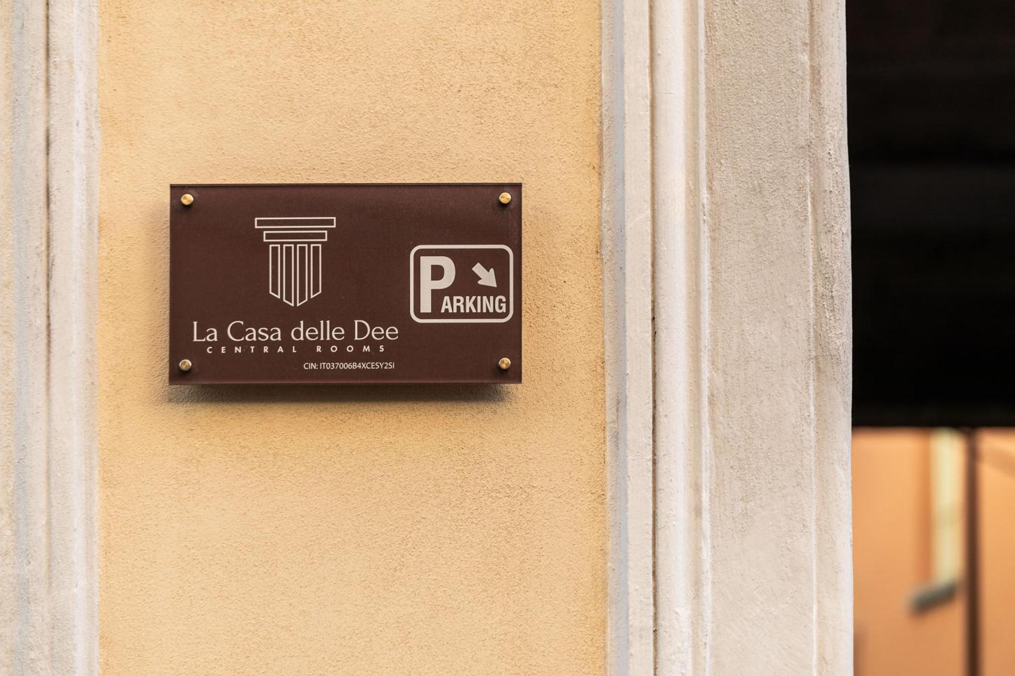 La Casa Delle Dee - Self Check-In Hotel Bologna Exterior photo